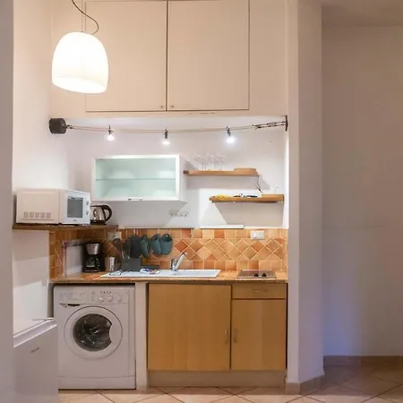 Easytopstay - Monti Apartment *